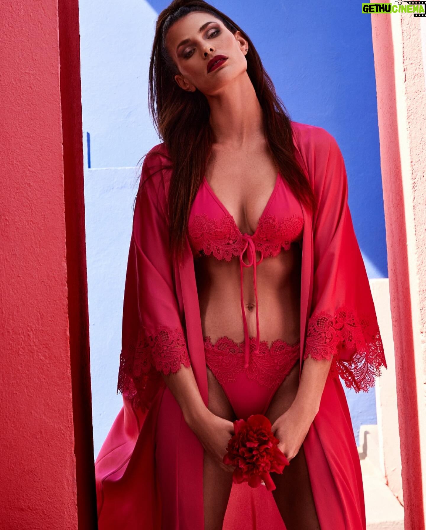 Dayane Mello Instagram - DISTRICT Margherita Mazzei | beachwear collection ‘ 24 | #districtmargheritamazzei #beachwear2024 @francescochiappetta @districtmargheritamazzei