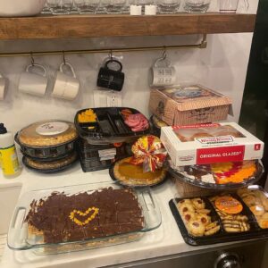 DeVore Ledridge Instagram - Friendsgiving 1 : My gluten-free intolerance 0