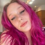 DeVore Ledridge Instagram – make sure to wear your sunscreen friends!! Then you can be the hottest one in your friend group when you’re 40 ;)
