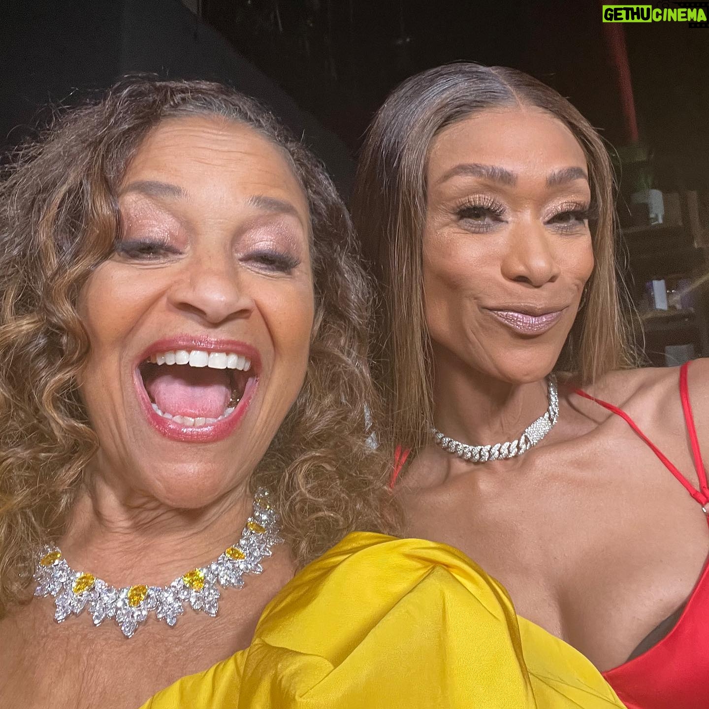 Debbie Allen Instagram - Culture’s Biggest Night ✊🏽💛 I LOVE celebrating US! #BETAwards