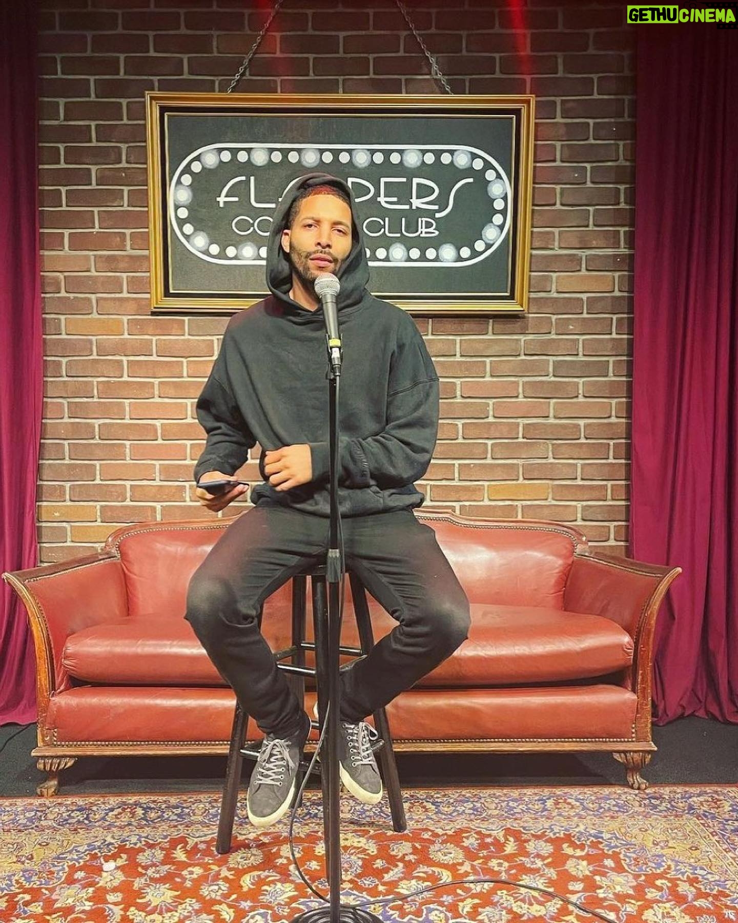 Debbie Allen Instagram - My son, @ThumpNixon is BACK at @FlappersComedy this Saturday (4/1) at 9:30pm! Get your tickets at the link in his bio. HOLLA ✨💋