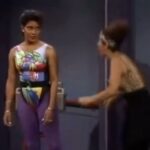 Debbie Allen Instagram - #TBT to Lish and I on The Cosby Show! 🤣💪🏽❤️ #TheBonecrusher @PhyliciaRashad