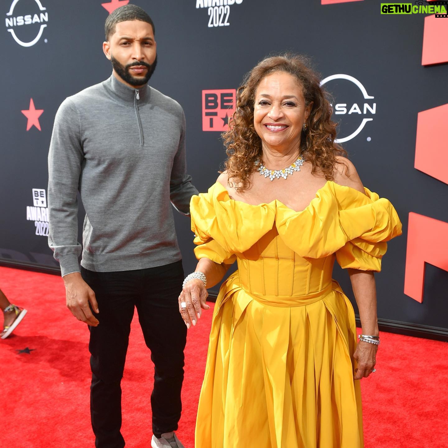 Debbie Allen Instagram - Culture’s Biggest Night ✊🏽💛 I LOVE celebrating US! #BETAwards