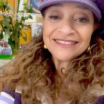 Debbie Allen Instagram - Chile, I’m running back to the theatre this weekend to see “Origin” by @Ava! 🍿🎬❤️🎥 A Must-See!