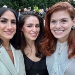Debra Messing Instagram - What an honor to celebrate Rosh Hashana, the Jewish New Year, with @vp and @secondgentleman at their home. I am so grateful for all the support they show to our community and our fight against anti-Semitism. Being there with Jewish leaders, hearing copious wishes of Shana Tova, and the distinct and joyful sound of live klezmer music made me feel like I was with family. Rosh Hashana marks a new beginning in the Jewish calendar. We take this time to reflect on the last year, and commit to being intentional going forward, with our words, and actions. May we be kinder, more generous, more fair, more compassionate, more patient, more loving, to all. Shana Tova everyone. May you have a sweet New Year. 🍯🍎 #roshhashana #vicepresident #secondgentleman Video credit: @mandanadayani