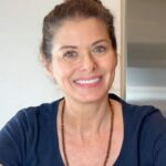 Debra Messing Instagram - Here are three stories that made me feel hopeful for the future. They reminded me that innovation and positive change are always happening around us. 🌵 Two friends created leather out of cactus, in turn saving 1 billion animals from being killed for the sake of fashion. Adrian and Marte, who are based out of Mexico, call this vegan leather “Desserto” and it is shocking how similar it looks and feels to real leather “without harming the environment or animals in the process.”— a creative and thrilling discovery that will make the fashion industry more humane and sustainable. Via @insidehistory 🐻 Two men who served nearly 17 years in prison after being wrongly convicted of attempted murder after a 2004 shooting were declared innocent. Under a new law in California, the state is required to pay them each $140 for every day they spent behind bars—never enough, but at least establishing consequences for grave injustices in our penal system. Via @insidehistory 🍌France becomes the first country to pass a law prohibiting food waste by supermarkets, making it mandatory for all its supermarkets to give away the unsold food to those in need. Let’s go World! Let’s all do this! Via @wastefreeplanet