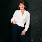 Demet Akbağ Instagram – Az kaldı… @sandikkokusudizisi @o3medya @showtv @ozpirincci ❤️🧿