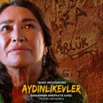 Demet Akbağ Instagram - Yaşamak, zemheriye ve yokluğa direnmek ve Amerika'yla baş etmek üzerine dar gelirli ama zengin bir öykü... Burasi Aydinlikevler ve babaannem Amerika'ya karsi! #Aydinlikevler @aydinlikevlerresmi