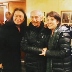 Demet Akbağ Instagram - Dun aksam Oya Basar la basbasa,muhtesem Genco Erkal in MERHABA oyununda bulustuk🙏👏👏 @gencoerkal izlemek ve onu alkıslamak ne guzeldi 60.sanat yılında sahaneydiniz ustad🙏👏👏👏👏