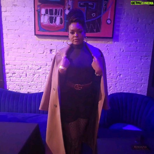Demetria McKinney Instagram - #babyitscoldoutside #boots #coat #hi