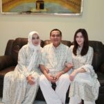 Denira Wiraguna Instagram - Selamat lebaraaan! Mohon maaf lahir batin semuaa🙏🏻💫
