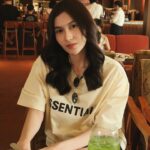 Denira Wiraguna Instagram - Camera crumbs 📷