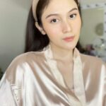 Denira Wiraguna Instagram - Natural makeupLook✨ - Giveaway Alert! Siapaa yang mau product scarlett gratis?✨ Hadiah : Product-product scarlett Untuk 3 orang pemenang 1. Follow akun @denirawiraguna 2. Like & Comment sebanyak2 nya di post ini favorite product kalian dari Scarlett dan alasan nya. Menggunakan hastag #RevealYourBeauty 3. Please do not private your account 4.Setelah itu aku akan pilih comment terbanyak dari kalian, dan yang terpilih bisa dm ke aku yaa alamat kalian. Note: Pastikan akun nya aktif yaa Goodluck! #RevealYourBeauty #HappySkinHappyMe