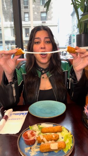 Denise Bidot Instagram - Had a ball at @carnegiediner trying all their delicious dishes and viral milkshakes!! If you are in nyc and need yummy food/desserts, with a great vibe and the best people watching, this is a MUST go to. Thank you so much @carnegiediner for such a fun feast. 😝🫶🏼

I hope you are all enjoying your weekend, and my foodie videos. I am having so much fun making these for you and exploring the NYC food scene. 🎥🩶