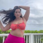 Denise Bidot Instagram - Reminiscing on the Bahamas shoot for @swimsuitsforall , and one of my favorite looks on this #tbt 😎👙🌴 In case you didn’t know, their suits are available in sizes 4-44, and have the most amazing quality that keep me feeling comfortable and confident. Check out all of the amazing suits in @swimsuitsforall’s latest collection at the link in my bio! #swimsuitsforall #s4a #swimstarallstar