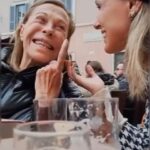 Denise Dumas Instagram - No se pierdan a mamá en este reel!❤️😂 Para seguir disfrutando todo lo lindo que comparto con mi mamá, es importante que nos cuidemos!!! Por eso junto a @GSK te invito a que #HablemosDeZoster . Si estás llegando a los 50 o si tenés algún familiar en esa edad, consultá con tu médico de confianza para la prevención y el tratamiento de esta enfermedad.