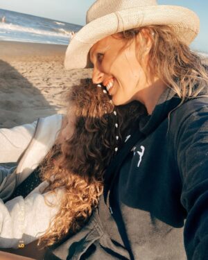 Denise Dumas Instagram - Llegamos a la playa!!!!! 🙌🙌 A disfrutar unos días del mar!