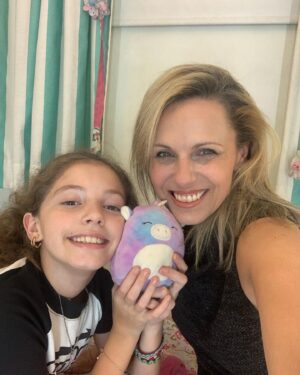 Denise Dumas Instagram - Feliz cumple , mi chiquita de mi alma!!!!! Sos un Sol!!!! Te amo tanto tanto que nunca lo vas a saber!!!! Que seas siempre feliz… y a festejar mucho que a vos te encantan las fiestas!!!!!! 💞💞💞Ya 11 Fran de mi alma!!!!! @fran__hola Es tan lindo tenerte de hija!!! 🎂🎉❤️❤️❤️