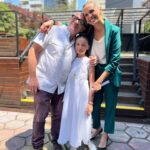 Denise Dumas Instagram - Un día muy importante para nosotros..Primera comunión de Fran!!! 🙏 Mucha emoción y festejo con familia y amigos!! Candy @reinalolaeventos