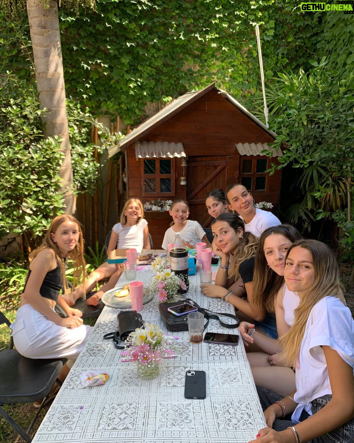 Denise Dumas Instagram - Un d铆a muy importante para nosotros..Primera comuni贸n de Fran!!! 馃檹 Mucha emoci贸n y festejo con familia y amigos!! Candy @reinalolaeventos