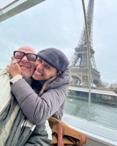 Denise Dumas Instagram - Feliz San Día de los enamorados para todos!!!!! ❤️❤️❤️ @campiobra ,este año nos toca en la ciudad del amor…Igual sea donde sea, esta buenísimo con vos!!!!! Te amo, Amore!!!!