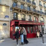 Denise Dumas Instagram - Segundo día en Paris: Barrio Latino, donde visitamos a Emily!!! Jajajja! Y Montmartre donde subimos al@Sagrado Corazón y pudimos ver un atardecer soñado!!!!! Y así nos despedimos de Paris!!! ❤️❤️❤️