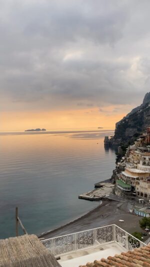 Denise Dumas Instagram - Rumbo a la costa Malfitana!!!!!!!! Amalfi y Positano acá estamos!!! Soñé tanto con conocer que para mí es muy emocionante…no puedo creer lo que es