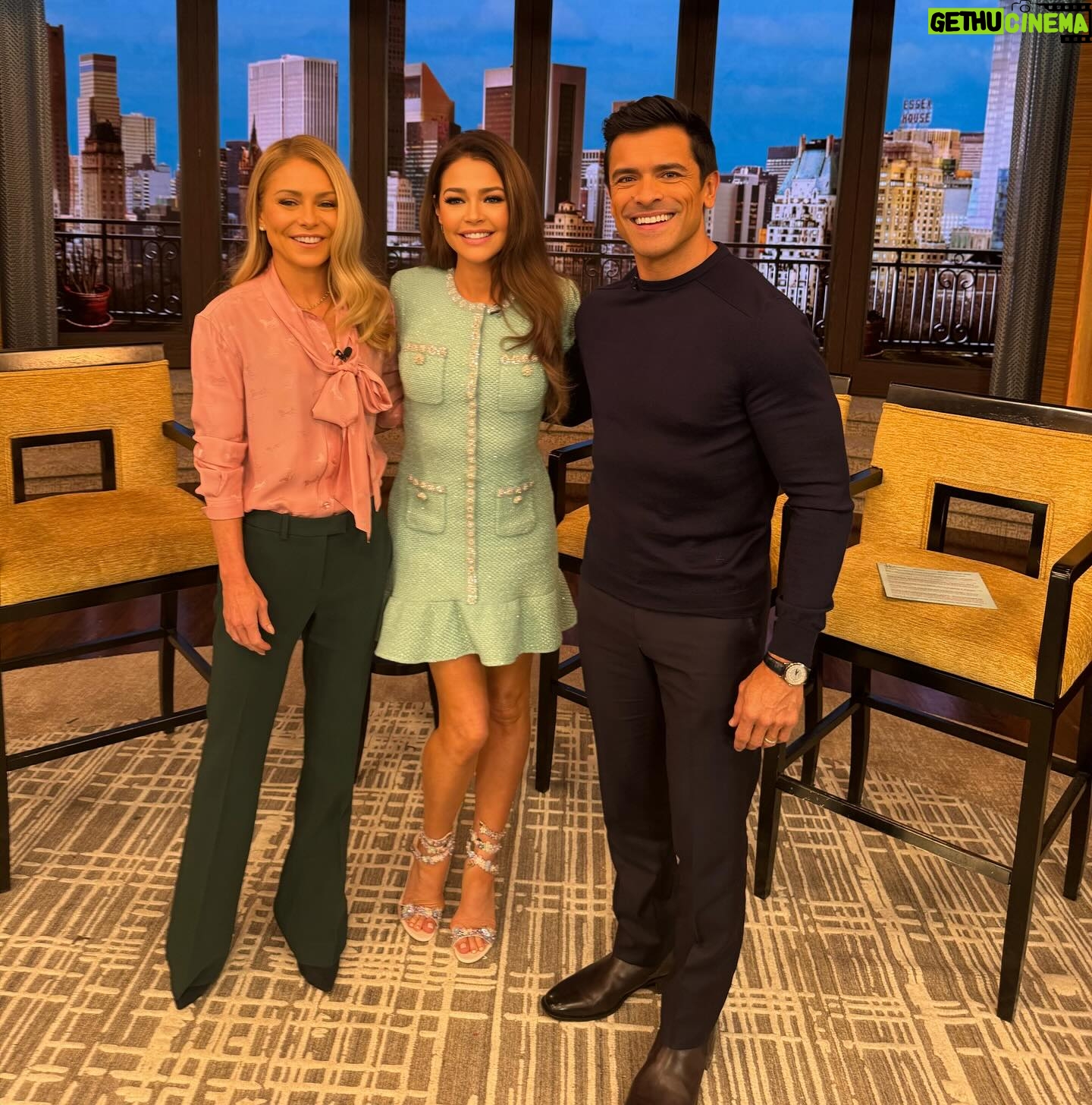 Denise Richards Instagram - Had so much fun on @livekellyandmark promoting #huntinghousewives @lifetimetv
