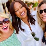 Denise Richards Instagram - Lunch with these beautiful ladies today. Much to catch up. Thank you girlies for such a fun afternoon at the @ivyrestaurants 🌸