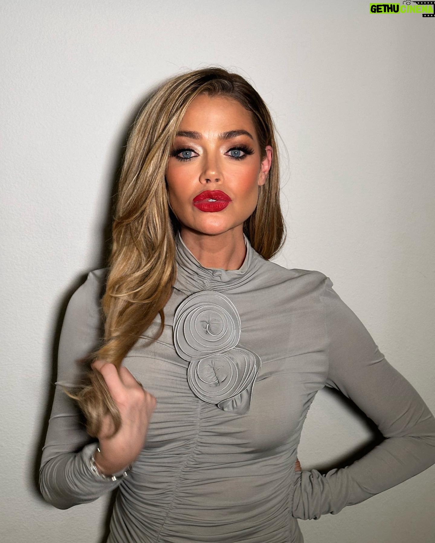 Denise Richards - 32.5K Likes - Holiday glam, which lipstick?💋
Red lip: @anastasiabeverlyhills American Doll
Nude lip: @anastasiabeverlyhills Stripped