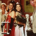 Denise Richards Instagram - Kirstie is one of the funniest, nicest & strongest women I've ever met. I am so lucky & grateful that I got to do a movie with her playing my mom. I was quite intimidated to work with her but she immediately made me feel so comfortable. She had a heart of gold & deep love for animals. Her laugh was infectious & she lit up every room she walked into. Kirstie you are loved by so many & will be so very missed. Prayers to your kids & grandkids.
