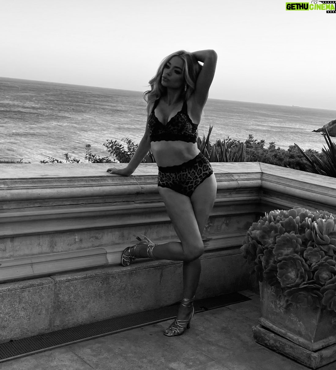 Denise Richards - 28.3K Likes - Thank you so much for all the lovely birthday wishes, so grateful for all the love!!✨🎉🥰