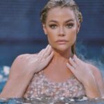 Denise Richards Instagram – My 💛’s  end of summer …. 
Link in bio Xxx
