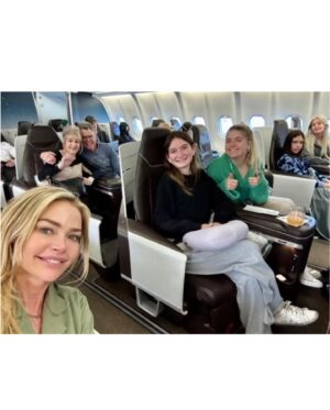 Denise Richards Instagram - An amazing Hawaii trip @turtlebayresort to celebrate my birthday with my wonderful family and friend. The staff went above and beyond and I couldn’t be more grateful. I loved being around the lush nature and beautiful island! A truly amazing trip with my favorite people. 🐢🌺💛