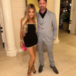 Denise Richards Instagram - Fun night with hubby… Event benefiting several charities. @animalloversrescuellc Thank you @thebermanteam for having us. Makeup💄: @julzhopemua Hair ✂️ : @hairbymariafuqua @hiddencrownhair 👗: @retrofete 👠: @maisonvalentino 👛: @cultgaia 👔: @johnvarvatos