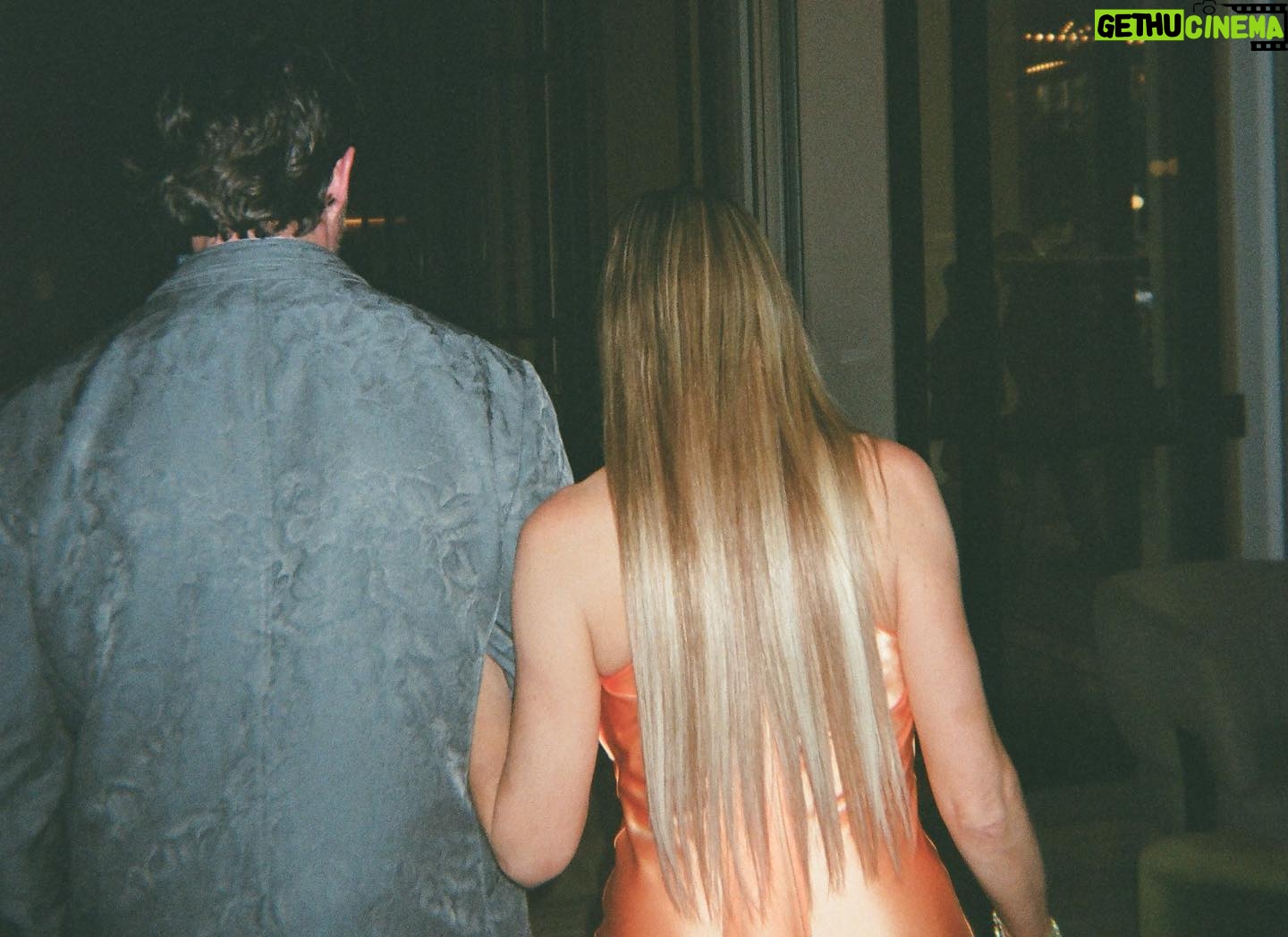 Denise Richards Instagram - FBF to this amazing night with my hubby 🧡🧡
