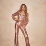 Denise Richards Instagram - Christmas came early. Only on my OF. Link in bio. 🎄✨💛