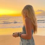 Denise Richards Instagram - Happy 18th Birthday my Lola girl! I can’t believe you’re 18… it went by so fast..I’m so proud of you & you are amazing & beautiful & I love your heart so much. You’re beginning a new chapter & the best is yet to come. I love you so much & so happy you’re celebrating at your favorite place ever🌴. I love you Lo… Happy Birthday 🎂
