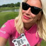 Denise Van Outen Instagram – Moments & Thanks π«ΆπΌ @dr.pawpaw π·π©· @pxguk (new putter is β³οΈπ₯) @taragreenbalance reflexology @oakandpoppyhampstead @pioneerdjglobal π§