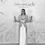 Deniz Işın Instagram – Coco Chanel.
