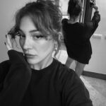 Deniz Işın Instagram - Aynalar ve akisler ve nedense milkshake 🪞🥛