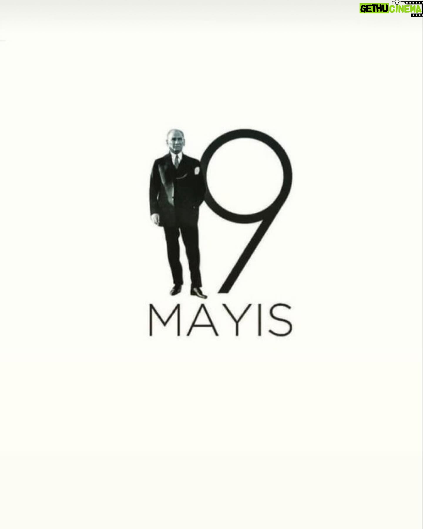 Derya Baykal Instagram - #19mayısatatürküanmagençlikvesporbayramı kutlu olsun... #atami̇zindeyiz #mustafakemalatatürk #19mayıs1919