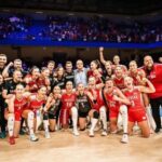 Derya Baykal Instagram - Gerçekten gurur duydum...🧿☺️ Tebrikler, sevgiyle sarılıyorum size ve tüm emeği geçenlere... 🙏👏👏👏👏👏👏🧿🥰💫 #fileninsultanları #dünyaşampiyonları #voleybol