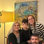 Derya Baykal Instagram - Ömer canım ;derin düşünen derin konuşan torunum tebrikler...👏❤️ Hep şanslı, mutlu,sağlıklı olmanı dilerim🙏🎂👏👏👏👏🎉🧿#ömercembaykal #8yaş @mertbaykal @bernaparlak 👏👏👏👏👏❤️❤️
