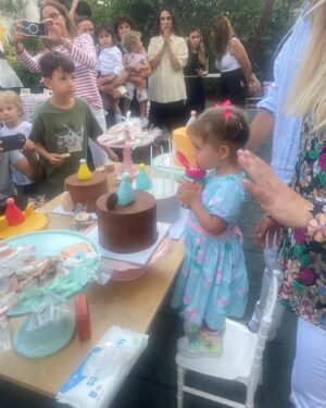 Derya Baykal Instagram - Kalbimin çırpıntısı Peram;
Doğum günün sağlıklı mutlu kutlu olsun🙏🧿❤️🎂👏
Seni çokkk seviyorum❤️🧿

@karavankids 👌❤️👏👏👏👏🥰Hepsi herşey çok güzeldi Teşekkürler🙏👏

Tuvana pastalar çok lezzetli ve çok şıktı emeğine sağlık🎂👏🙏👏🥰❤️

@lepetit.100 ❤️🙏🥰Teşekkürler

@ferhansensoy ❤️🙏👏🧿
@cemoget ❤️ 👏🧿🙏