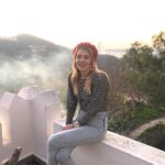 Derya Şensoy Instagram - Bodrum. 23.12.2020. Evimiz. Babamın balkonu. @ferhansensoy çekmişti 🌹❤️