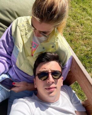 Derya Şensoy Instagram - iyi ki doğdun sevgilim 🩵🧿 
seni çok seviyorum! Daha nice güzel anılara, anlara ✨ @celalcanalgul