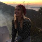Derya Şensoy Instagram - Bodrum. 23.12.2020. Evimiz. Babamın balkonu. @ferhansensoy çekmişti 🌹❤️