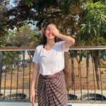 Devina Aureel Instagram – Rahasia cantik alami hanya dengan menghirup polusi, rasakan sendiri khasiatnya hingga batuk uhuk setiap pagi