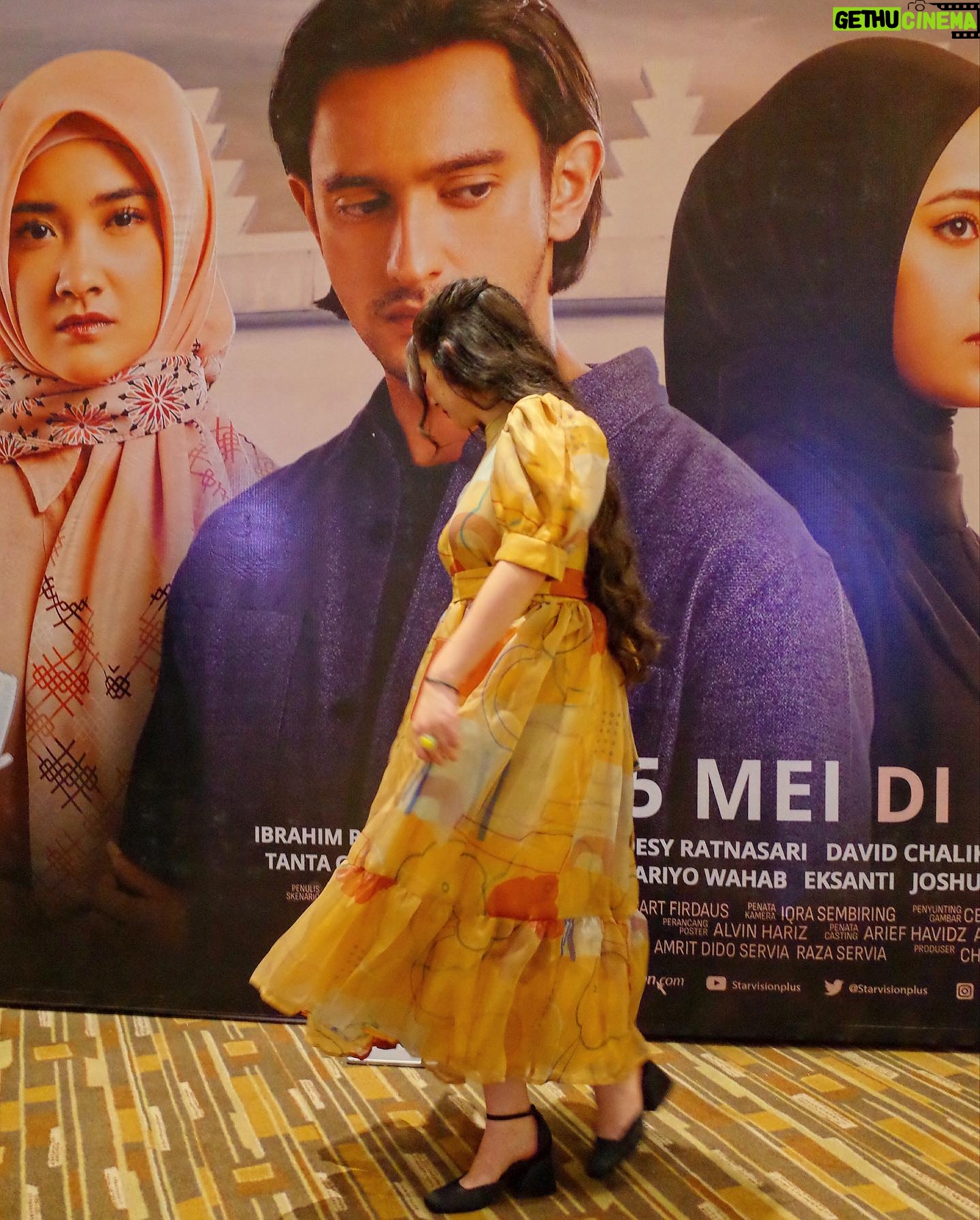 Devina Aureel Instagram - Mama Gigi ikut hadir memeriahkan Gala Premiere @filmhatisuhita ๐งก 25 Mei tayang di bioskop! ๐๐ซก